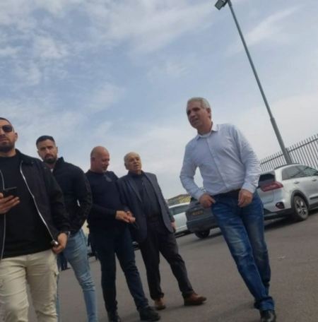 وفد من قيادة الحزب القومي العربي يقدم واجب العزاء بوفاة النائب السابق عبد الوهاب دراوشة